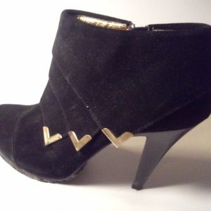 Fashion Booties with Gold decal   **MAKE AN OFFER*